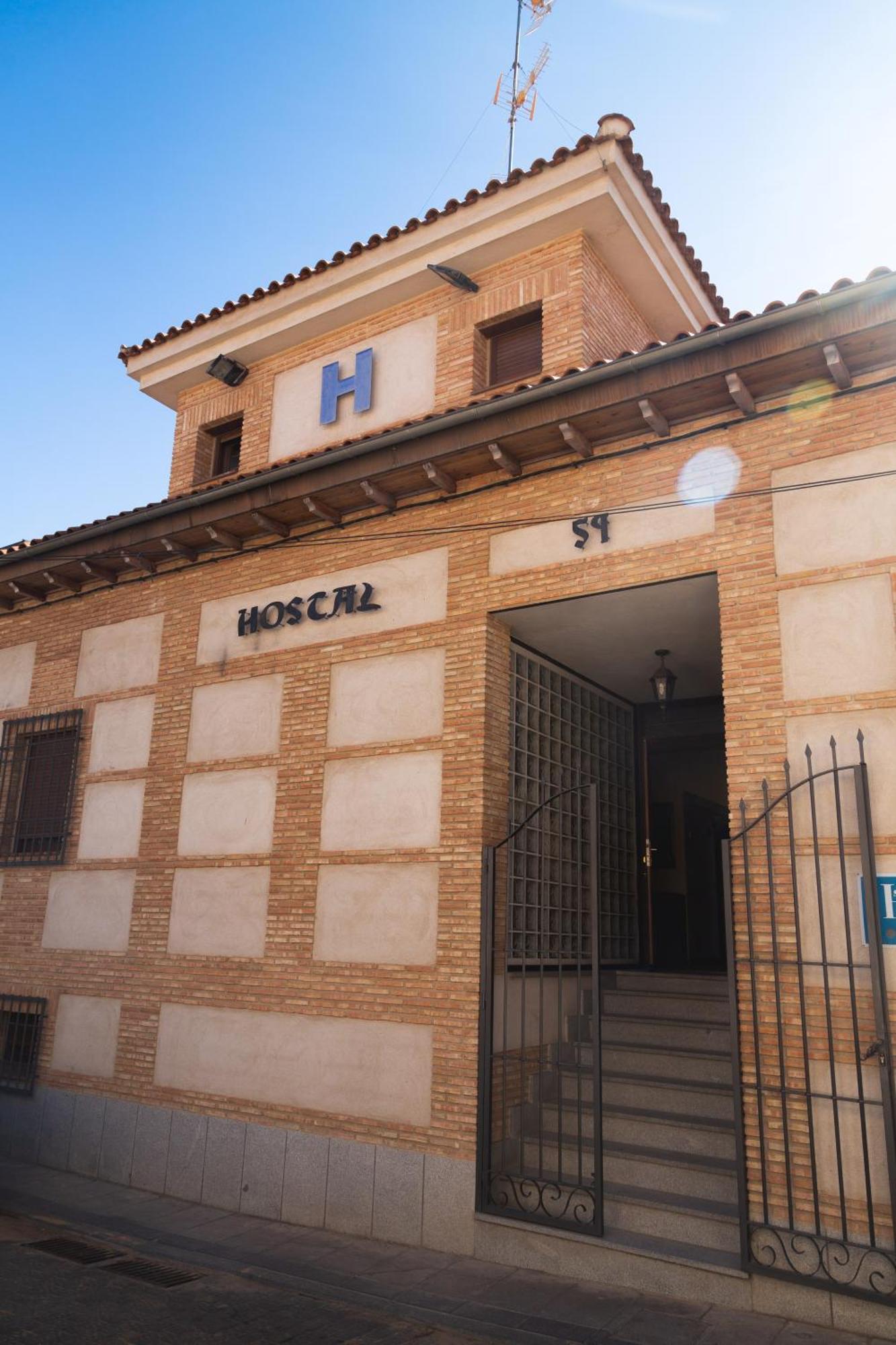 Hostal Corper Navalcarnero Buitenkant foto