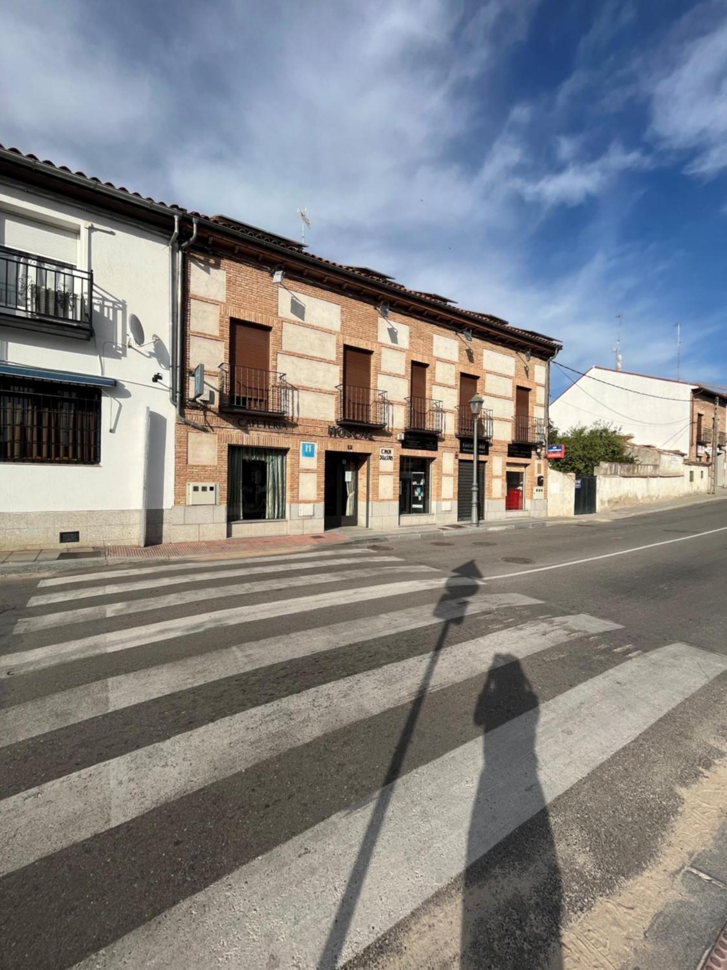 Hostal Corper Navalcarnero Buitenkant foto